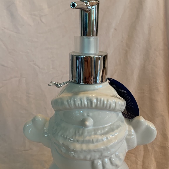 Snowman Soap Dispenser NWT - Picture 2 of 6